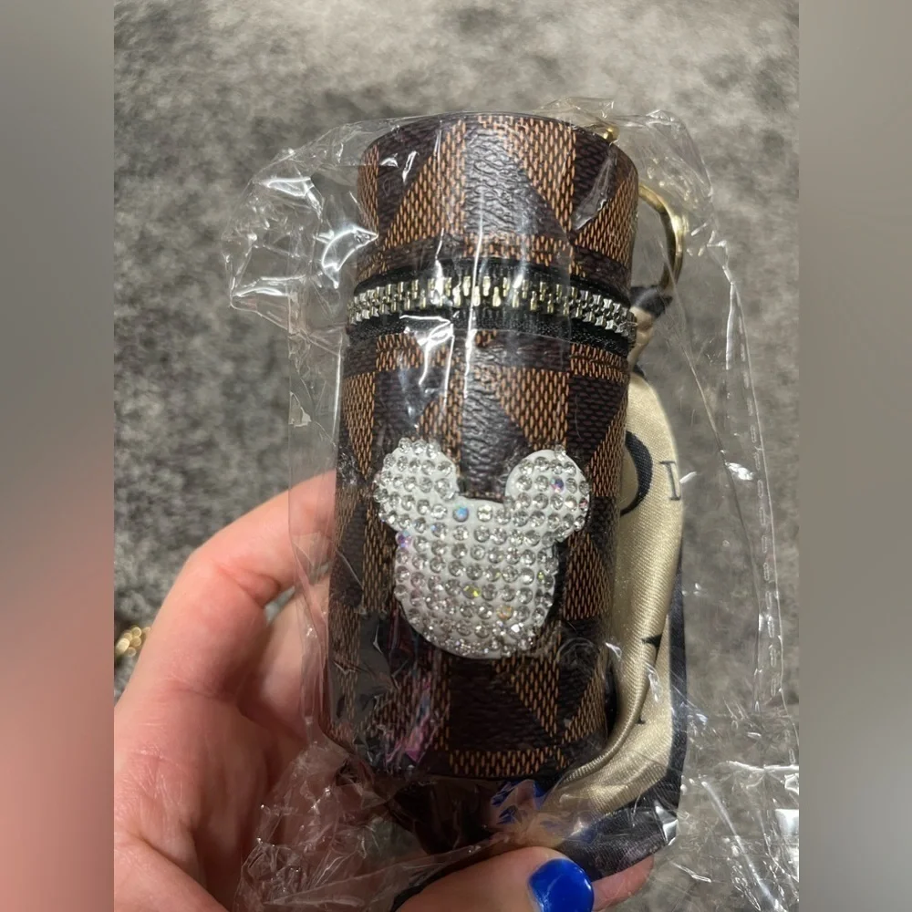 New purse keychains with sequin Mickey
